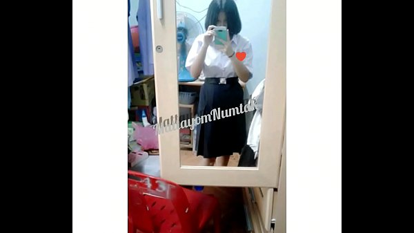 นักศึกษาเงี่ยนจัดติ้วหีน้ำแตกคามือ