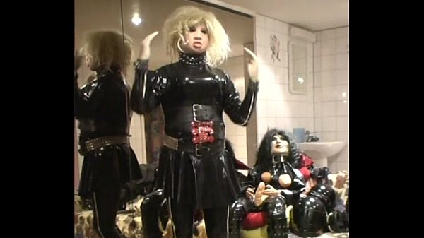 Roxina2007LatexGurlWithAssPumpAndCum080207XXL.MPG